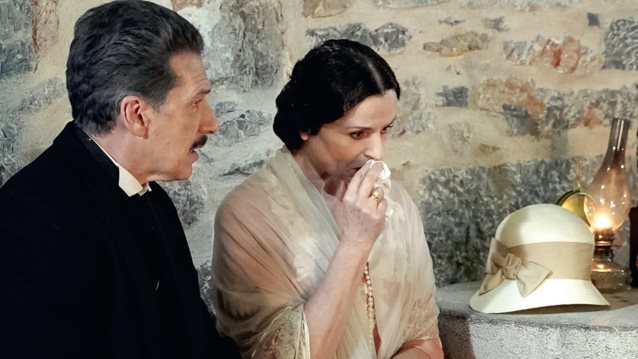 Φλόγα και άνεμος | Η Κυβέλη αντιμέτωπη με τα πρώτα δείγματα απιστίας του Παπανδρέου!