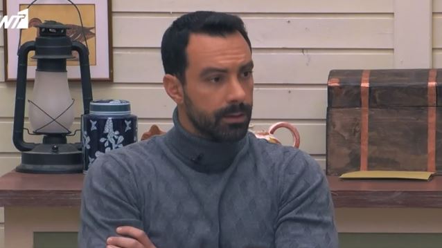 "Η Φάρμα" | Οι νέοι κανόνες που ανακοίνωσε ο Σάκης Τανιμανίδης έφεραν το πρώτο "κάρφωμα" - Ο πρώτος μονομάχος γι' αυτή την εβδομάδα