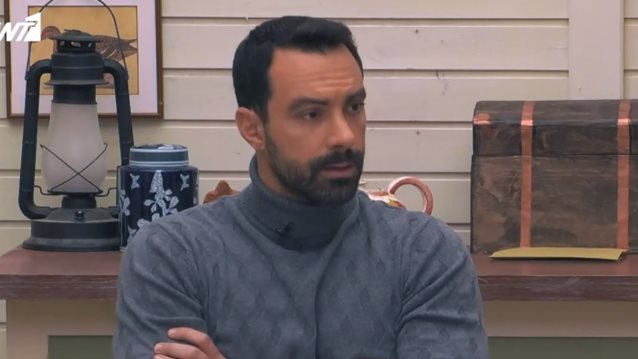 &quot;Η Φάρμα&quot; | Οι νέοι κανόνες που ανακοίνωσε ο Σάκης Τανιμανίδης έφεραν το πρώτο &quot;κάρφωμα&quot; - Ο πρώτος μονομάχος γι&#39; αυτή την εβδομάδα