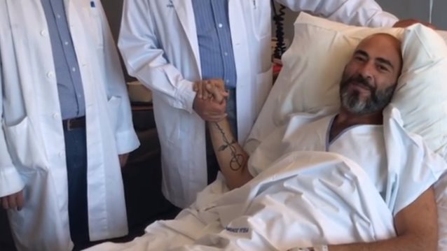 Βαλάντης: Η συγκινητική ανάρτηση και το «ευχαριστώ» μετά το χειρουργείο αφαίρεσης όγκου