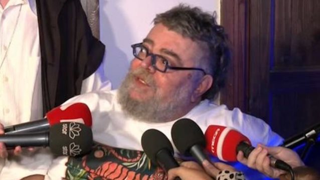 Η αντίδραση του Κραουνάκη στο άκουσμα πως η Πρωτοψάλτη αφαίρεσε τη λέξη "χοντρή" από το τραγούδι "Άδωνις"