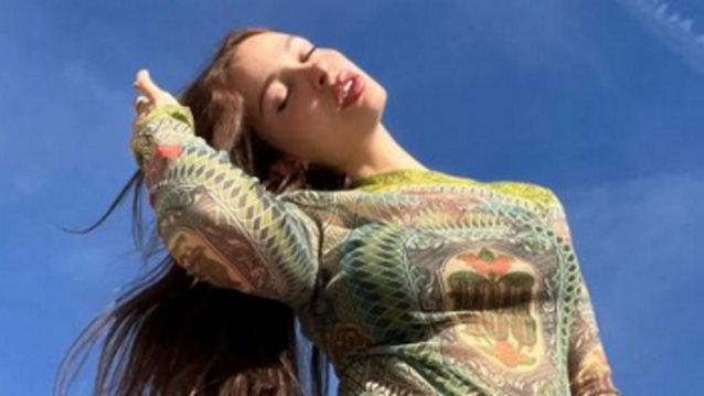 Η Ελένη Φουρέιρα μας δείχνει το σώμα της ένα μήνα μετά τη γέννηση του γιου της