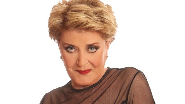 Συγκλονίζει η Βάσια Τριφύλλη: "Ας πεθάνω μια μέρα ξαφνικά στον ύπνο μου, να μην επιβαρύνω κανέναν"