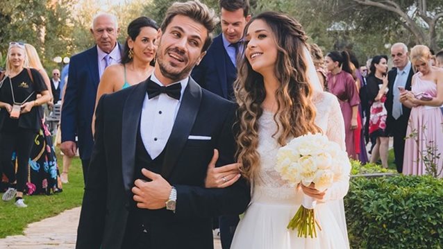 Γενέθλια για τον Άκη Πετρετζίκη! Η τούρτα υπερπαραγωγή της Κωνσταντίνας Παπαμιχαήλ