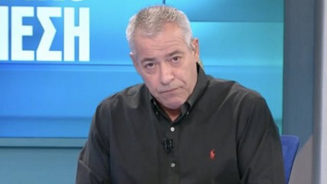 Νίκος Μάνεσης: "Για να έχω τηλεθεατές θα έπρεπε να ασχολούμαι με τον Κοκλώνη  ή με την Πέππα το γουρουνάκι"