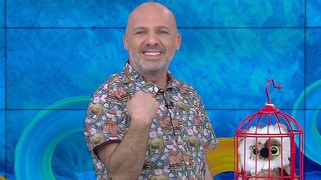 Νίκος Μουτσινάς: Η επική πρόκληση στην Ελένη Μενεγάκη on camera!