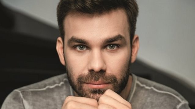 Γιώργος Σαμπάνης: Time Machine: Δείτε τον αγνώριστο όταν ήταν επαγγελματίας αθλητής στους Ολυμπιακούς του 2004!