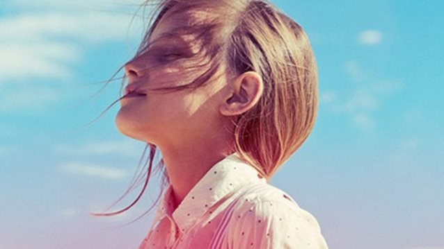 Το μεγαλύτερο βάρος για ένα παιδί 
: Είναι ένας γονιός με απωθημένα