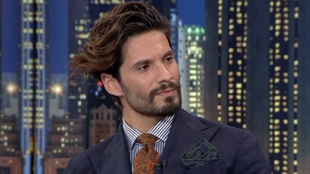 Ο Γιώργος Καράβας για το τηλεοπτικό του ντεμπούτο, τη γνωριμία με τη Γιάννα Νταρίλη &amp; το GNTM