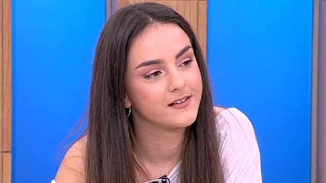 Ζένια Μπονάτσου: Οι προσωπικές αποκαλύψεις στη Μενεγάκη: Τα πρώτα βήματα στην υποκριτική, το παιχνίδι της δημοσιότητας &amp; η ανάγκη για ανεξαρτησία