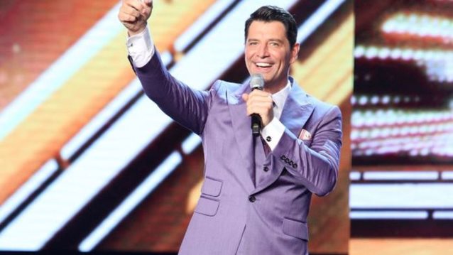 Σάκης Ρουβάς: Η φωτογραφία από τα backstage του X-Factor που ξετρέλανε το Instagram