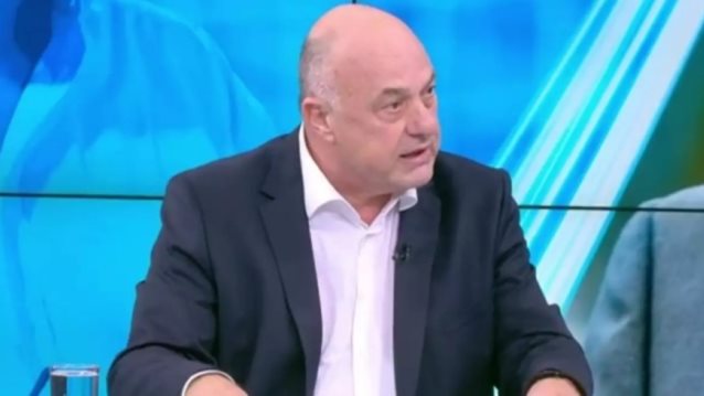 Μπέος για Κασσελάκη: Δεν θα αποδεκτώ μια κατηγορία ανθρώπων που δεν θέλω - Το φυσιολογικό είναι το παιδί να έχει πατέρα και μάνα