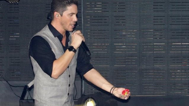 Νίκος Οικονομόπουλος: Οι πρώτες φωτογραφίες με την Αραβανή μετά την αποκάλυψη της σχέσης τους