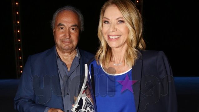 Έλλη Στάη: Σπάνια βραδινή εμφάνιση με τον σύντροφό της! Πού τους εντοπίσαμε;