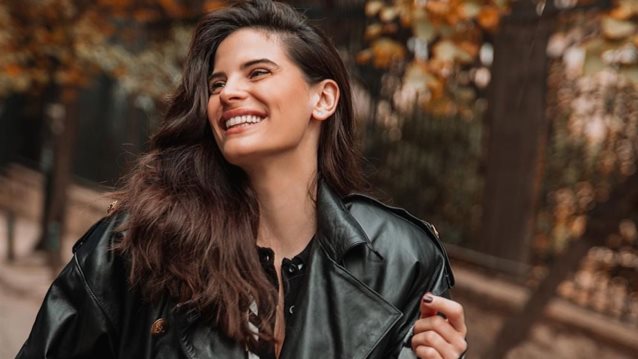 Χριστίνα Μπόμπα | Τα athleisure yet chic outfits της που θα σε εμπνεύσουν για τη βόλτα του Σαββάτου