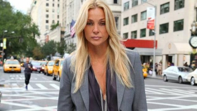 Γιάννα Νταρίλη 
: Δες πώς είναι σήμερα η πανέμορφη γυμνάστρια των ’90s!