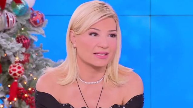 Συγκλονισμενη η Φαιη Σκορδα: "Το λεμε αυτο για τον Γιωργο Παπαδακη και δεν το πιστευω"