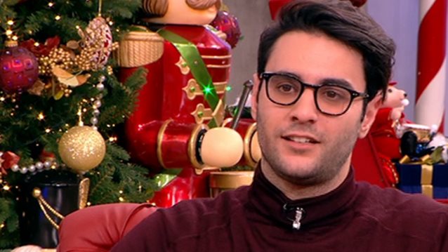 Ίαν Στρατής: Η απολαυστική συνέντευξη στο «Πρωινό» | Οι «Άγριες Μέλισσες», η σχέση με τη Δανάη Μιχαλάκη &amp; η Eurovision