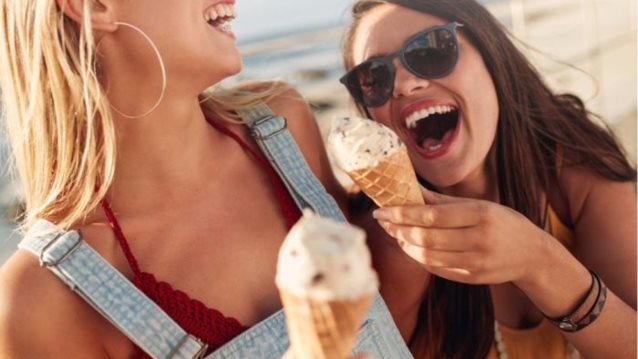 Τι Να Τρως Κατά Τη Διάρκεια Του Καύσωνα: Ποιες τροφές πρέπει να αποφεύγεις και ποιες να προτιμάς;