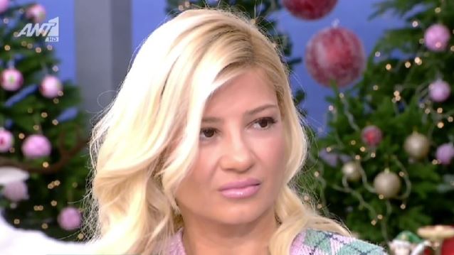 Ο εκνευρισμός της Φαίης Σκορδά on air &amp; το θέμα που &quot;έκοψε&quot; πριν παίξει