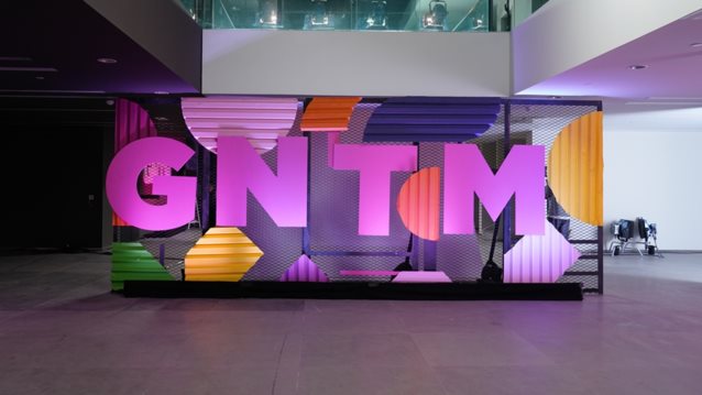 GNTM | Αποχώρησε και οι συμπαίκτριες της πανηγύριζαν