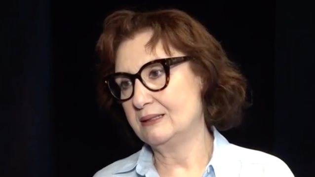 Φωτεινή Ντεμίρη: &quot;Αμφισβητώ τον εαυτό μου για το πώς μεγάλωσα τα παιδιά μου&quot;