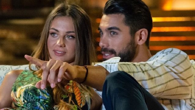 The Bachelor | Είναι η Μαρίνα το τρίτο πρόσωπο στη σχέση Παναγιώτη &amp; Νικολέττας;