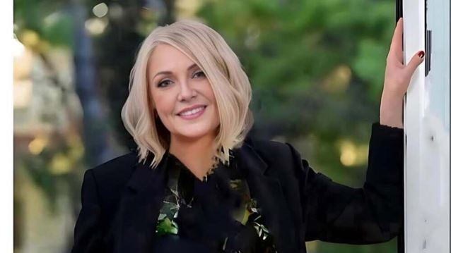 Ρούλα Κορομηλά σε Λάμπρο Κωνσταντάρα: &quot;Με χαρά όταν και όποτε προκύψει να είσαι πλάι μου&quot;