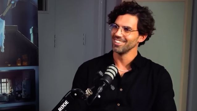 Γιώργος Λέντζας: "Δεν αγοράζω το αφήγημα του να είναι ο έρωτας ταινία του Χόλιγουντ"