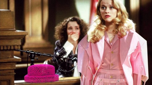 Αυτό το Instagram account μετατρέπει τις αγαπημένες μας ηρωίδες σε fashionistas
: Θα φανταζόσουν ποτέ τη Bridget Jones με Βalmain;
