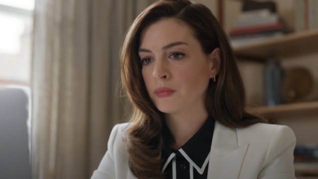 Η Anne Hathaway έκοψε τα μαλλιά της στο it καρέ του χειμώνα