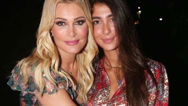 Χριστιάνα Μπέτα | Τέλος τα καστανά μαλλιά για τη μεγαλύτερη κόρη της Νατάσας Θεοδωρίδου