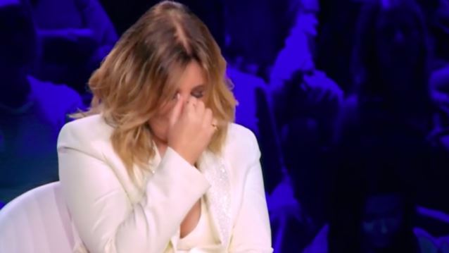 &quot;Λύγισε&quot; η Ναταλία Γερμανού στο δικό της Secret Song - Τα πρόσωπα έκπληξη &amp; η σπάνια εμφάνιση της μαμάς της