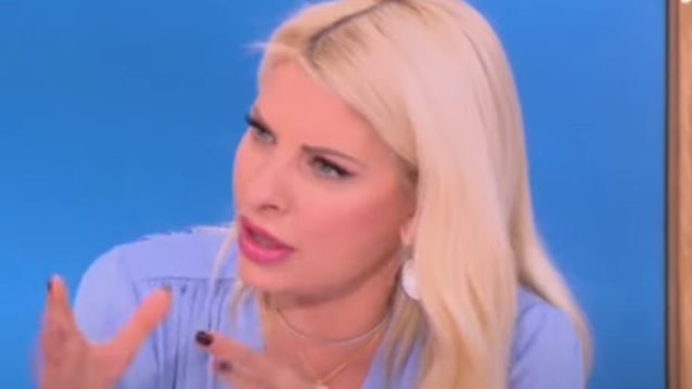 Το σχόλιο της Ελένης Μενεγάκη για το &quot;Survivor All Star&quot;: &quot;Ξέρεις ότι θα γίνει θέμα δημοσίως, πας και το κάνεις...&quot;