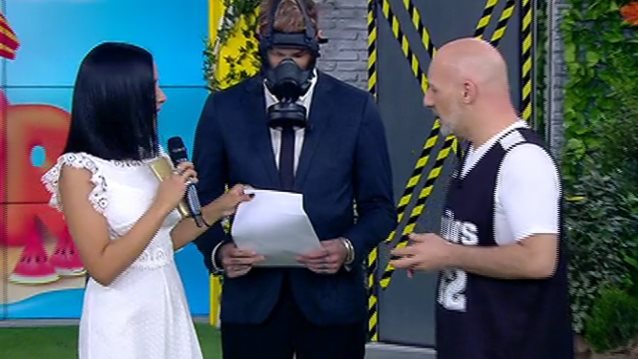 Λένα Ζευγαρά: Εμφανίστηκε στο «Καλό Μεσημεράκι» &amp; έκανε τον Μουτσινά να υπογράψει συμβόλαιο με την Panik!