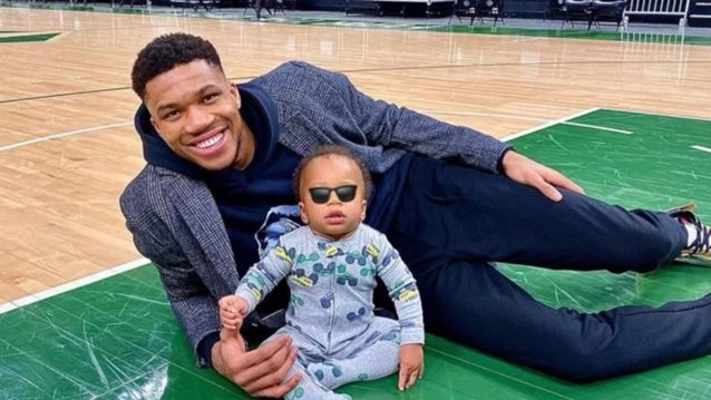 O Γιάννης Αντετοκούνμπο εύχεται για τα γενέθλια του γιου του