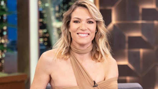 Βίκυ Καγιά | Αποκάλυψε το μικρό μυστικό της για απόλυτα νεανική όψη στην επιδερμίδα μετά τα 40