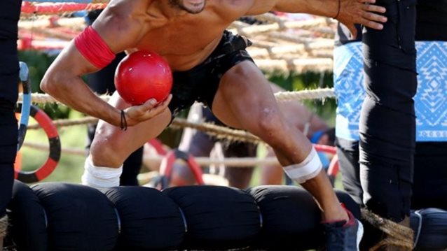  Survivor: Η αποκάλυψη στην «Ελένη»: «O Γιώργος θα έχει ξανά πρόβλημα με τον Χανταμπάκη. Δεν θα φτιάξουν οι σχέσεις τους»