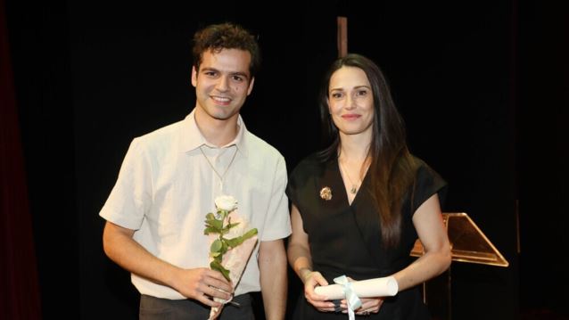 Βραβεία Δημήτρης Χορν - Μελίνα Μερκούρη: Μαίρη Μηνά και Γιάννης Τσουμαράκης οι μεγάλοι νικητές της βραδιάς