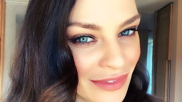 Υβόννη Μπόσνιακ: Το περίεργο και συγκινητικό μήνυμα για τα γενέθλια της κόρης της