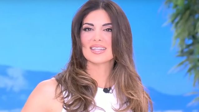 Σταματίνα Τσιμτσιλή: "Σε φωνάζουμε στα πλατό των 250 τμ και δε μας έρχεσαι;"