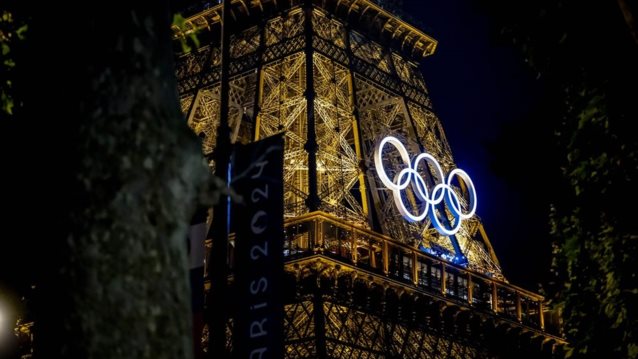 Ολυμπιακοί Αγώνες 2024 | Δίκασε το Twitter την τελετή έναρξης: "Με κρυολόγημα αύριο" - "Στης Αθήνας έκλαιγες από συγκίνηση"