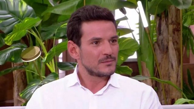 Ο Κώστας Τσουρός στην Ελένη Μενεγάκη - Η Φαίη, η Ναταλία, η Ελεονώρα &amp; η απάντηση για τα προσωπικά του