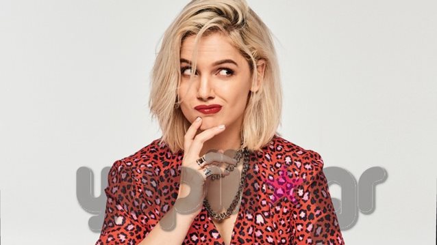 Δανάη Γεωργαντά: Η «Μικρή Ολλανδέζα» φωτογραφίζεται για το Celebrity και εξηγεί πώς κατάφερε να γίνει επαγγελματίας YouTuber