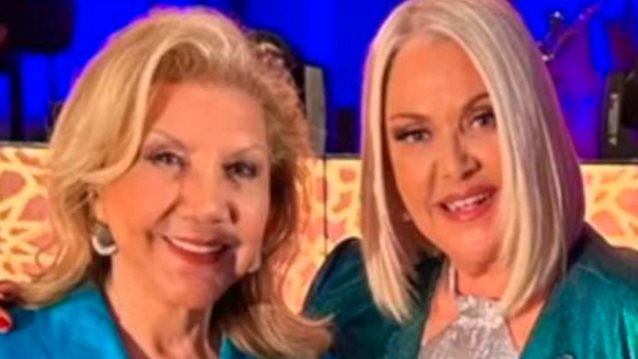 Η συγκίνηση της Ρούλας Κορομηλά για την καλεσμένη της Λίτσα Πατέρα