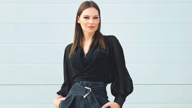 H Υβόννη Μπόσνιακ έκοψε τα μαλλιά της στο πιο όμορφο καρέ | Δες την τεράστια αλλαγή στην εμφάνισή της