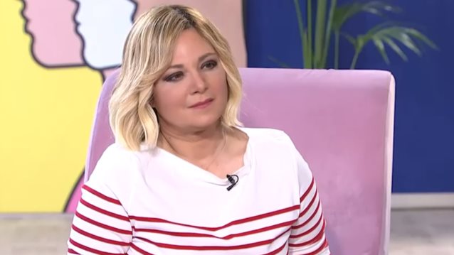 Συγκινήθηκε η Νάνσυ Ζαμπέτογλου στον αέρα του &quot;Στούντιο 4&quot;