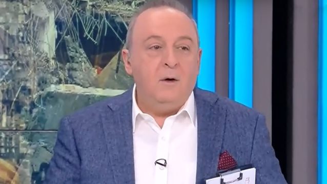 Δημήτρης Καμπουράκης: &quot;Πάνω στα ερείπια ήταν ο πατέρας μου, τον κοιτάζω και ήταν γεμάτος αίματα&quot;