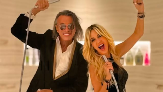 Ηλίας Ψινάκης: "Είναι συγκλονιστική. Τα έχω παίξει με την Άννα- Αυτό που είναι τώρα, δεν μπορώ να το καταλάβω!"