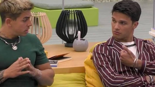 House Of Fame | Έντονος καβγάς ανάμεσα σε Γιάννη και Μηνά